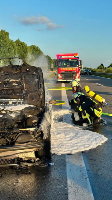 Löscharbeiten | Foto: Feuerwehr Horneburg