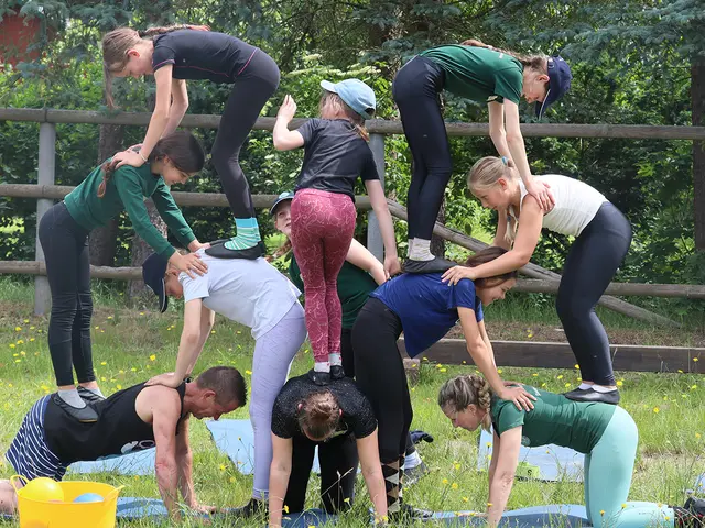 Balance, Vertrauen und Zusammenhalt – die Grundlagen des Voltigierens | Foto: Bendestorfer Reitverein Kleckerwald e.V.