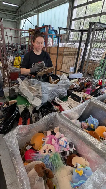 Auch Schuhe kommen in die Weiterverwertung | Foto: jd