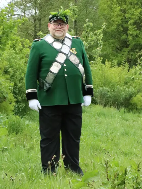 König Ralf Ende "der klare Oldesloer" hat sein Königsjahr in vollen Zügen genossen | Foto: Bianca Krause