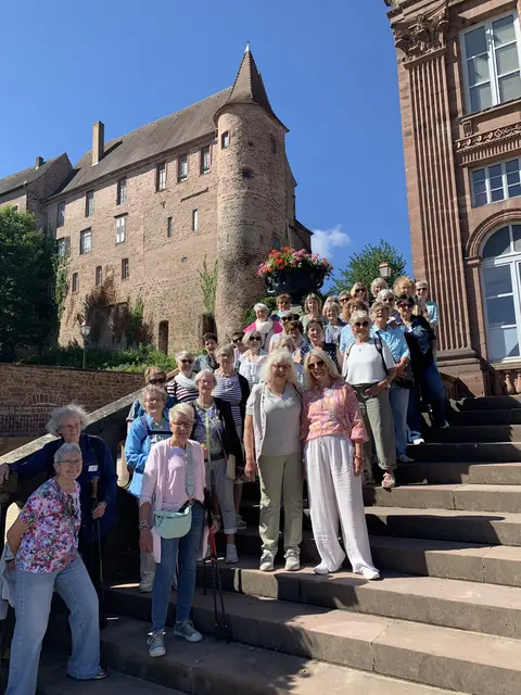 Auch beeindruckende Bauten besichtigten die Pattensener Landfrauen bei ihre Reise durch das Elsass | Foto: Landfrauenverein Pattensen und Umgebung
