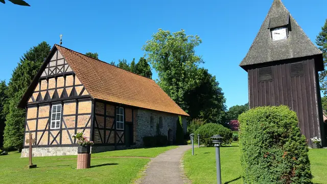 Die Undeloher St.-Magdalenen-Kirche ist Schauplatz der Konzertreihe | Foto: Kirchengemeinde St. Magdalenen Undeloh