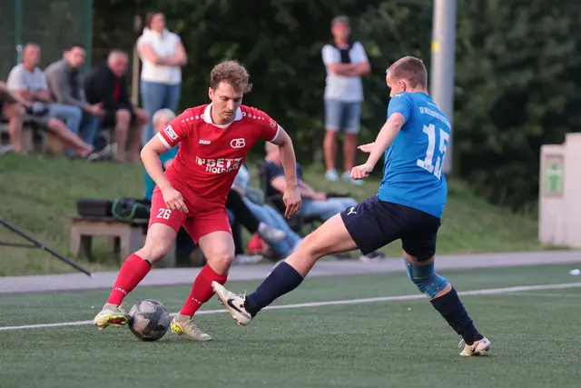 Tizian Backhaus steuerte den letzten Treffer für Buchholz zum 5:3 bei | Foto: ks