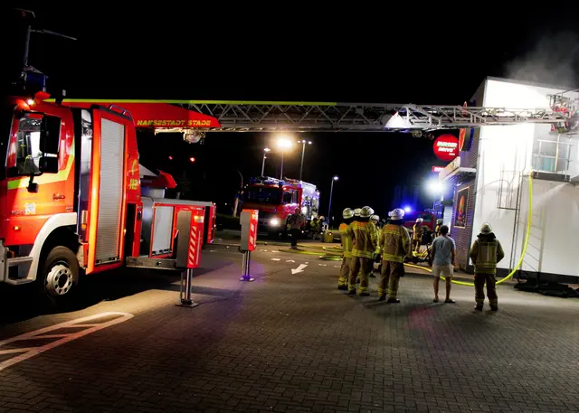 Auch im Technikraum im ersten Stock musste die Feuerwehr tätig werden | Foto: Feuerwehr Stade