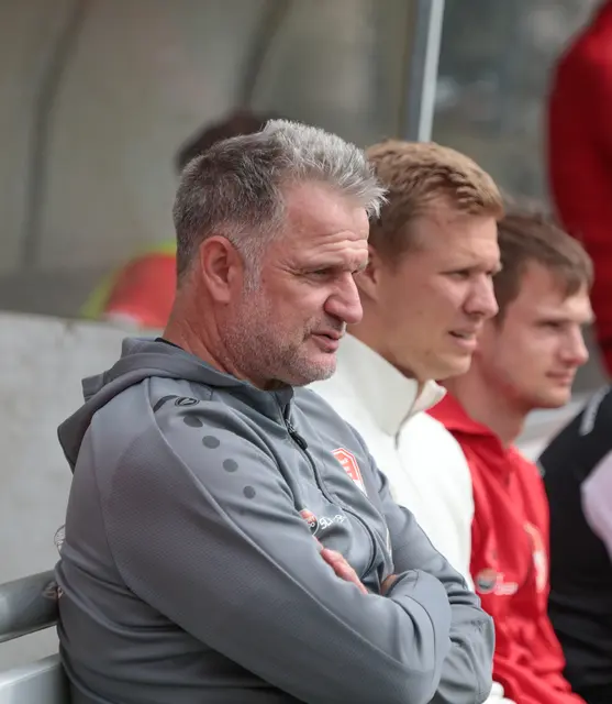 Trainer Marinus Bester geht auf der Bank der SG SPA in die vierte Runde | Foto: ks