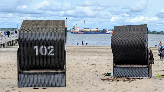 Krautsander Strandkörbe mit unverbautem Elbblick | Foto: jd