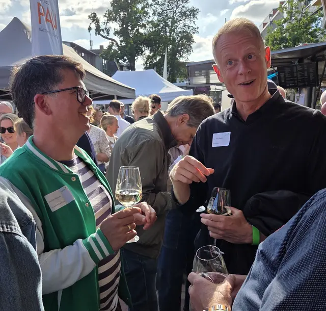 An den Ständen der verschiedenen Winzer wurden die Weine probiert | Foto: André Welle