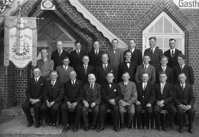 MGV Augusta am Gasthaus zum Hafen - Von Deyn 1954 | Foto: Archiv Peter Homann
