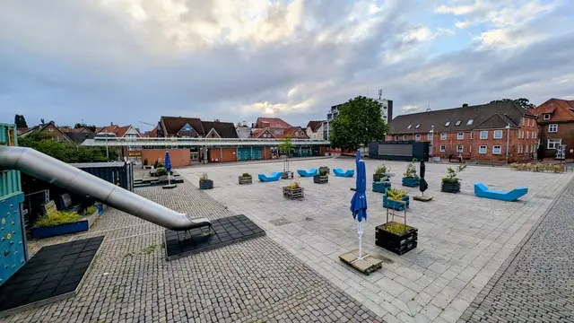 Der Stader Ankerplatz an einem späten Julinachmittag | Foto: jd