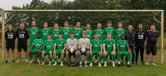 Das Bezirksliga-Team der Eintracht Elbmarsch | Foto: ks