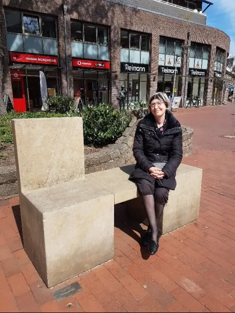 Christine Hatzinger startet ihren nächsten Rundgang | Foto: Lutz Roewer