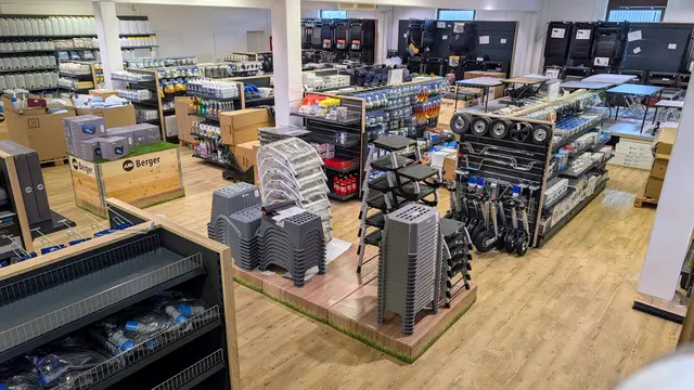 Auf zwei Etagen präsentiert Berger ab August alles für den Campingbedarf | Foto: Jan Filter