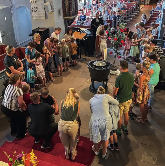 Beim Einschulungsgottesdienst bekommen die ABC-Schützen einen Segen mit auf den Weg | Foto: Kirchengemeinde Salzhausen-Raven