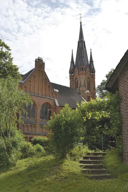 Die Johannes-Kirchengemeinde sucht die Konfirmanden von 1975 und 1976 | Foto: bim