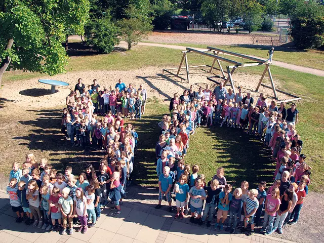 Vor zehn Jahren wurde der 50. Geburtstag der Grundschule Maschen groß gefeiert | Foto: GS Maschen