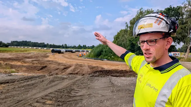 Steffen Reger ist Projektmanager für die Gasleitung ETL 182, die von der Elbe bis nach Achim füht | Foto: jd