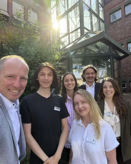 Die neuen Auszubildenden gehören nun mit zum Team Gemeinde in Neu Wulmstorf | Foto: Gemeinde Neu Wulmstorf