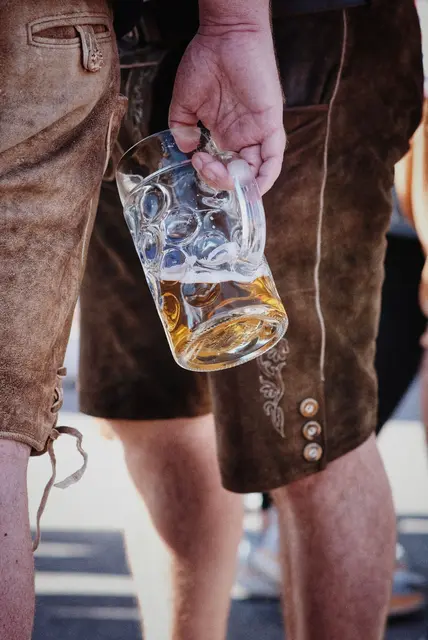 Zünftige Lederhosen gehören zu einem Oktoberfest dazu | Foto: Michael Obstoj