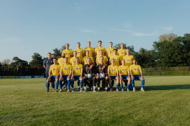 Das Team der 1. Herren des VfL Maschen präsentiert sich gemeinsam mit Hauptsponsor Salzbrenner vor dem Start in die Kreisligasaison 2026/27. | Foto: D.Tiedemann