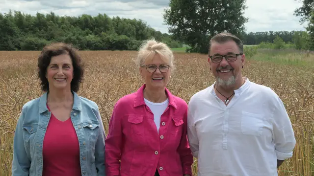 Die Kandidaten Maria Grazia Wittig (v. li.), Ulrike Müller und Thomas Kuhlmann  | Foto: Wählergemeinschaft "Wir für Brackel &amp; Thieshope"