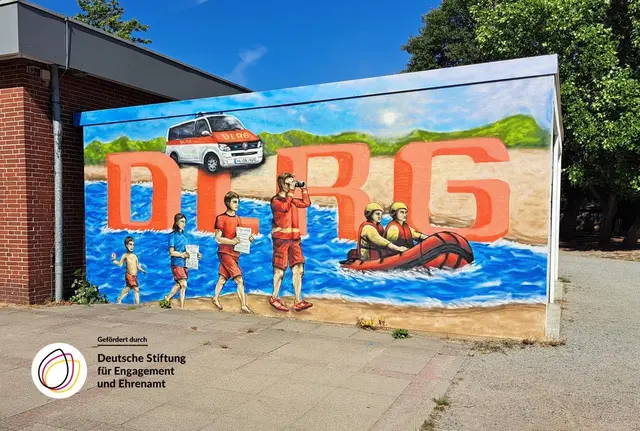Aus einer einfachen Garagenwand wurde Kunst | Foto: DLRG Maschen