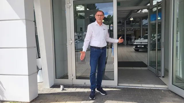 Herzlich Willkommen: Verkaufsleiter Stefan Filip freut sich auf viele interessierte Gäste