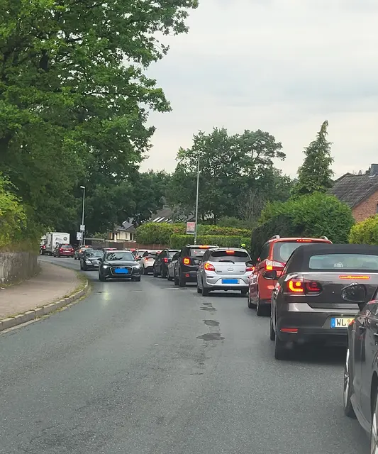 Das Chaos auf der Bremer Straße soll noch mehrere Wochen so weitergehen | Foto: sh