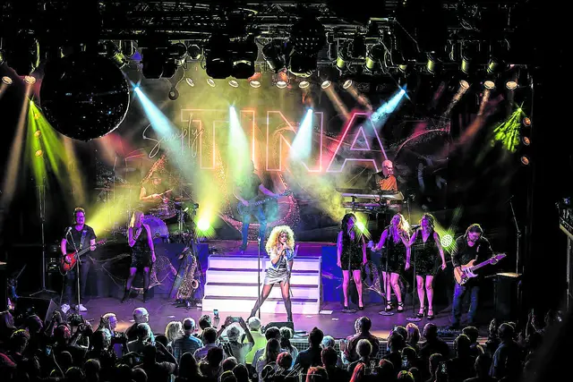 Die Show "Simply Tina" ist eine Hommage an die Sängerin Tina Turner | Foto: Marc Herrann