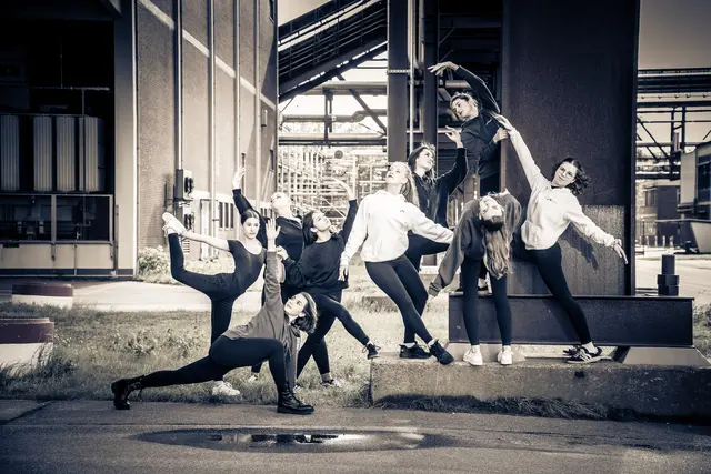Ensemblebild, off balance Ballettstudio Stade
 | Foto: off balance Ballettstudio Stade