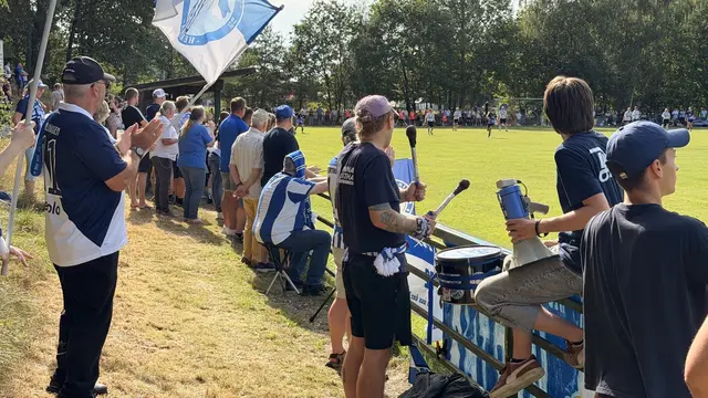 Stimmung am Spielfeldrand | Foto: Olaf Hübner