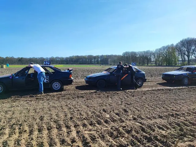 Anstehen zur Technischen Abnahme am Samstag Nachmittag | Foto: MSC Kutenholz