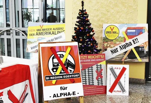 Seit mehr als zwei Jahrzehnten machen Bürgerinitiativen gegen eine Neubau-Bahnstrecke durch die Heide mobil | Foto:  Projektbeirat Alpha-E / archiv
