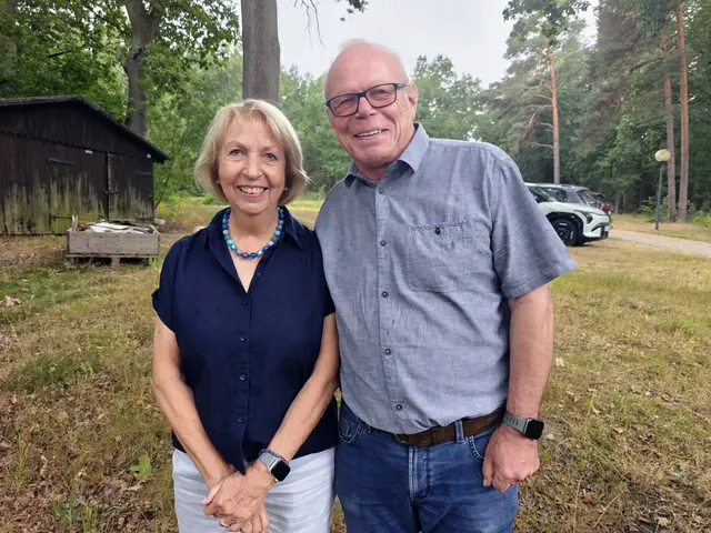 Annette Gutsfeld und Burkhard Montag – beide sind Vorstandsmitglieder des AWO Ortsverein Buxtehude und haben das Sprachencafé initiiert. | Foto: AWO Buxtehude