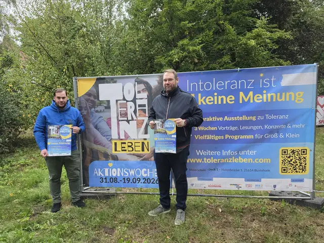 Lars Neuber (links), Jugendleiterreferent des Stadtjugendring, und Frank-Christian Harder, stellvertretender Vorsitzender der Deutsch-Israelischen Gesellschaft in Buxtehude | Foto: SJR 