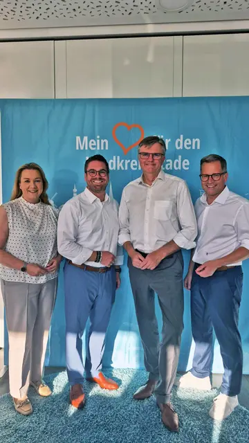 Sie diskutierten über die Möglichkeiten, Verwaltung moderner und digitaler zu machen (v. li.): Melanie Reinecke, Arne Kramer, Uwe Schünemann und Kai Seefried | Foto: CDU