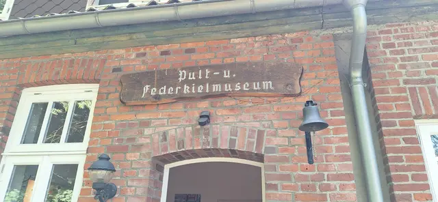 Wirklich "oldschool": das Pult-, Feder- und Kielmuseum Insel | Foto: FrauenSingkreises Winsen