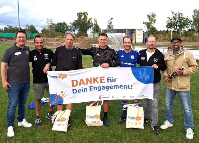 Sebastian Lühr (v. li.), Christian Krause, Christian Junge ,Olaf Steinitz, Jörg Paßlack, Henrik Behrendt und Saad Fidaoui | Foto: Kreissportbund