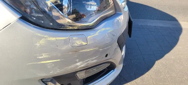 Beschädigungen am Opel Astra | Foto: Polizeiinspektion Stade