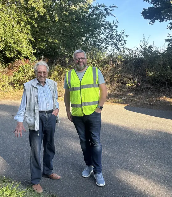  Hans-Georg Freudenthal (v.li.) und der Erste Stadtrat der Hansestadt Buxtehude, Ralf Dessel | Foto: sts