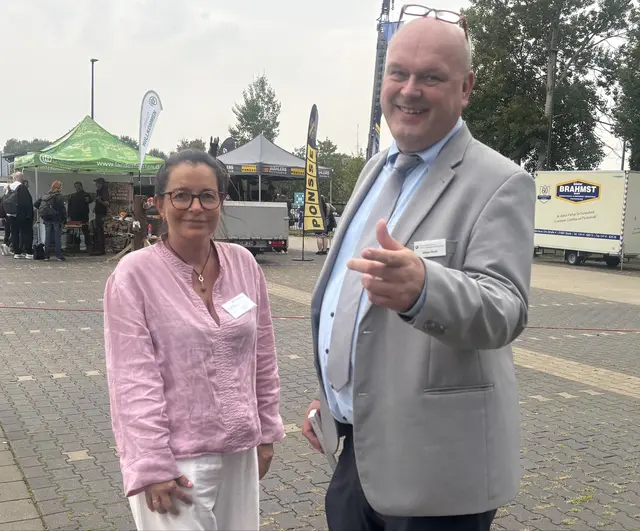 Claudia Teller, Abteilungsleiterin Nachwuchsbewerbung und Ausbildungsberatung, Jürgen Knoll, Abteilungsleiter des Technologiezentrums von der Handwerkskammer Braunschweig-Lüneburg-Stade | Foto: sts