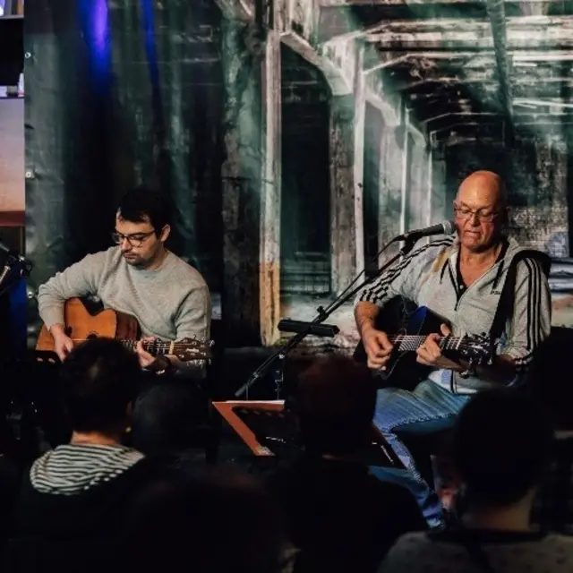 Meemken &amp; Duesmann Akustik Duo spielt in Pattensen ein
Benefizkonzert für das Patenprojekt Afrika 
 | Foto: Hands at Work Africa