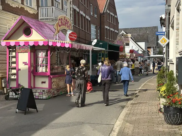 In Estebrügge setzen sich Ehrenamtliche gemeinsam für den Erhalt des Herbstmarktes ein | Foto: Heimatverein von der Est e.V. 