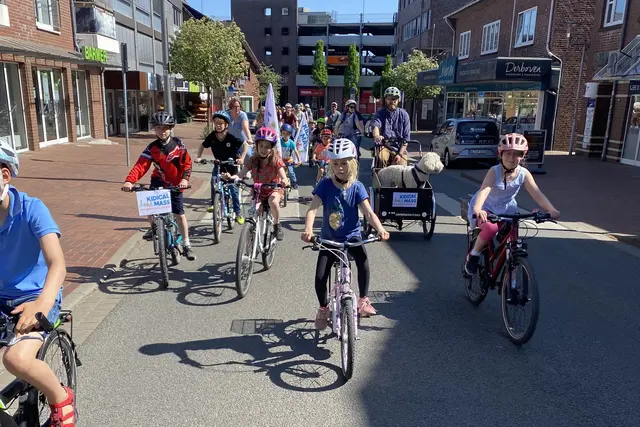 Kidical Mass startet am Samstag, 12. September, in Buchholz | Foto: Peter Eckhoff