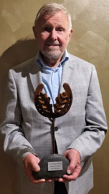 Ernst Riebandt mit dem Bürgerpreis 2026 | Foto: sh