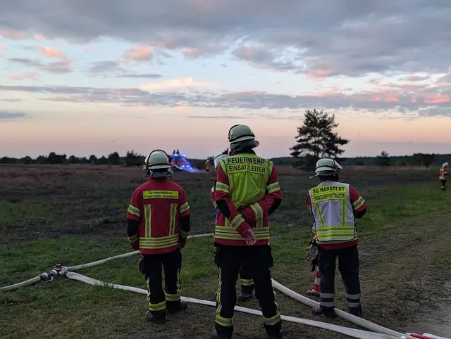 Die Übung auf dem Töps | Foto: Freiwillige Feuerwehr Samtgemeinde Hanstedt