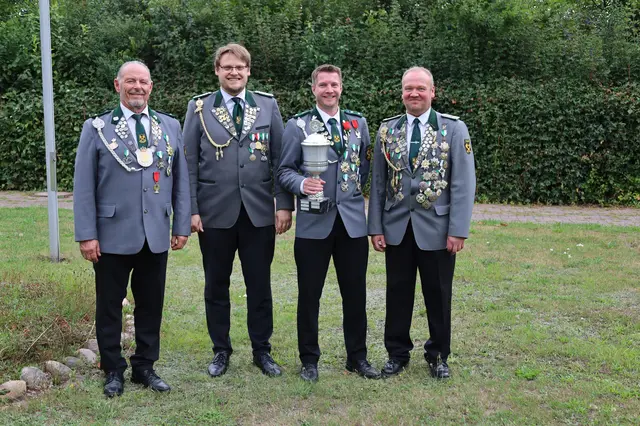 Die Pokal-Siegermannschaft (v. li): Wolfgang Franke, Christoph Heinsen, Heiko Dinse und Karsten Dohrmann | Foto: SK Ohlendorf