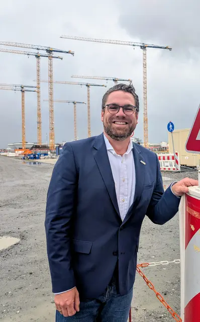 CDU-Bürgermeisterkandidat Arne Kramer will die Entwicklung des Industriestandortes Stade zur Chefsache machen | Foto: jd