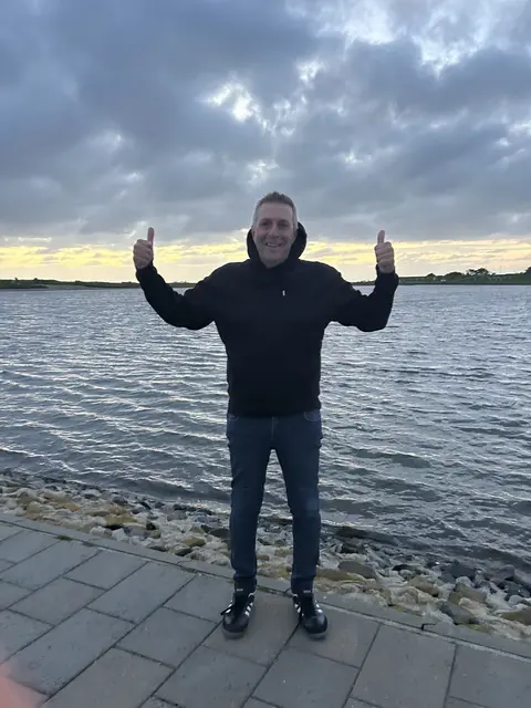 Timo Gerke an seinem Kurz-Urlaubsort an der Nordsee: Er ist glücklich über sein Wahlergebnis | Foto: TG
