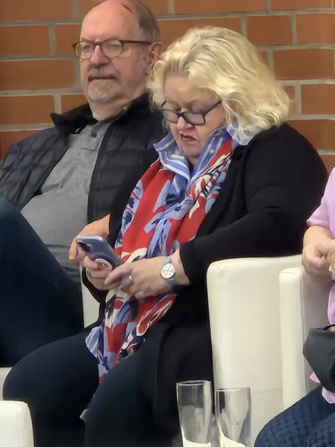 Verfolgte die Seevetaler Wahl aufmerksam, obwohl die SPD keinen Kandidaten im Rennen hatte: Die Maschener Ortsbürgermeisterin Angelika Tumuschat-Bruhn | Foto: Pöp