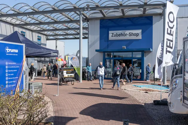 Rund 12.000 Artikel hält der Zubehör-Shop bereit | Foto: Freizeit-Center Albrecht